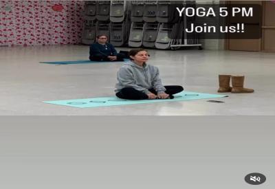 Yoga class picture Yoga class picture